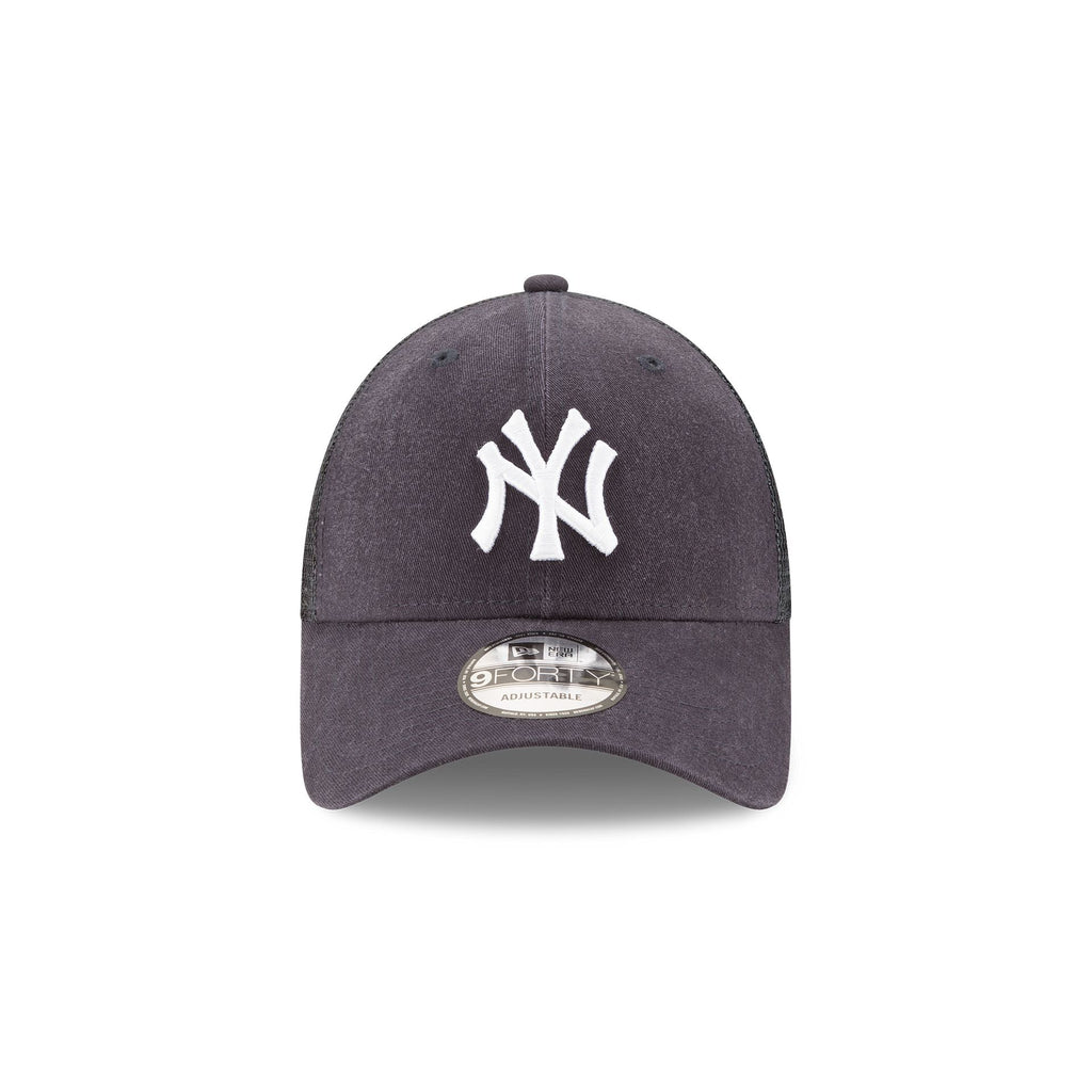 New York Yankees 9FORTY Trucker Hat