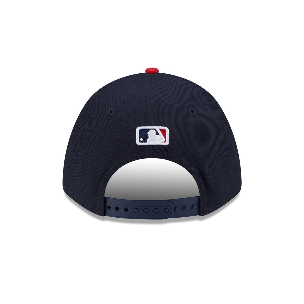 Boston Red Sox Alt Authentic Collection 9FORTY M-Crown Snapback Hat