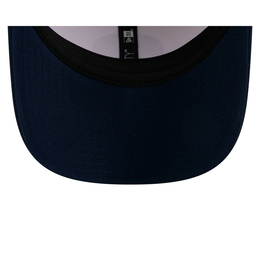 Dallas Cowboys Loyal Corduroy 9SEVENTY Stretch-Snap Hat
