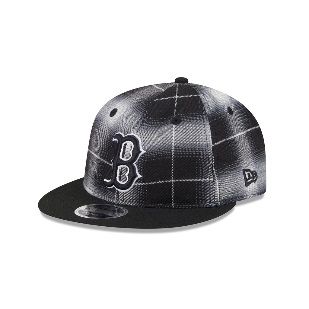 Boston Red Sox Black and White Plaid Retro Crown 9FIFTY Snapback Hat