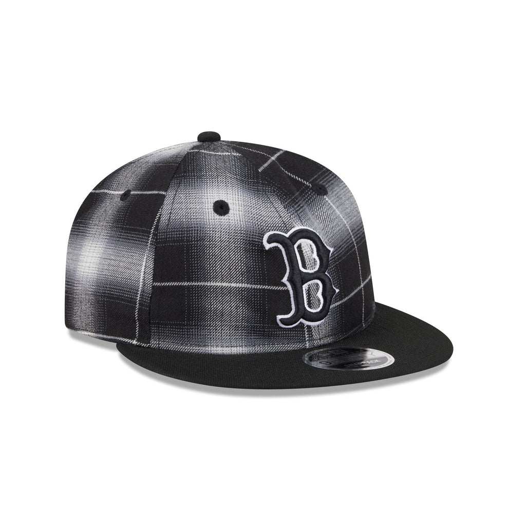 Boston Red Sox Black and White Plaid Retro Crown 9FIFTY Snapback Hat