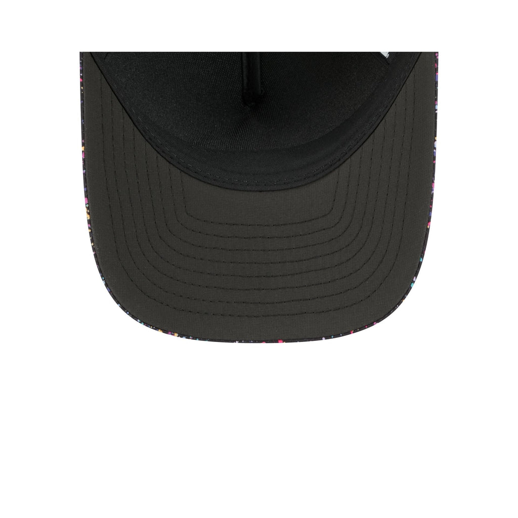 New York Giants 2025 Crucial Catch 9FORTY M-Crown A-Frame Trucker Hat