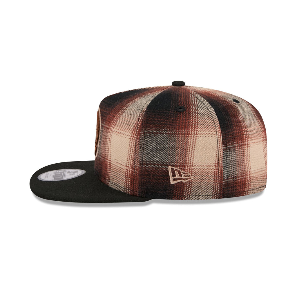 New York Yankees Grunge Plaid 9FIFTY A-Frame Adjustable Hat