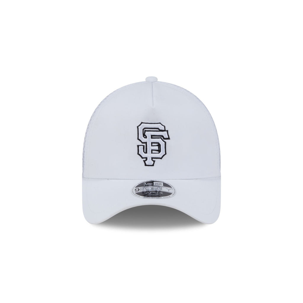 San Francisco Giants 2026 Batting Practice White 9FORTY APEX Trucker Hat