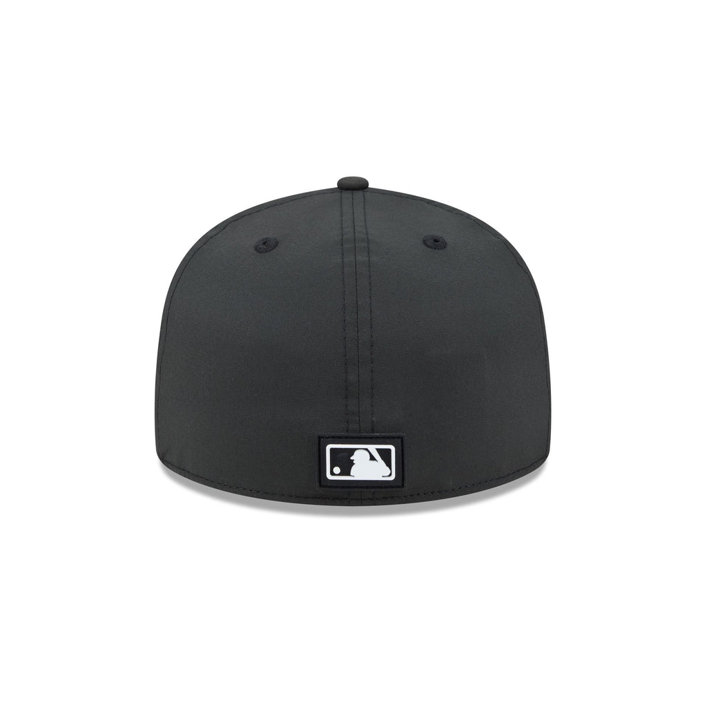 San Diego Padres 2026 Clubhouse Black & White 59FIFTY Fitted Hat