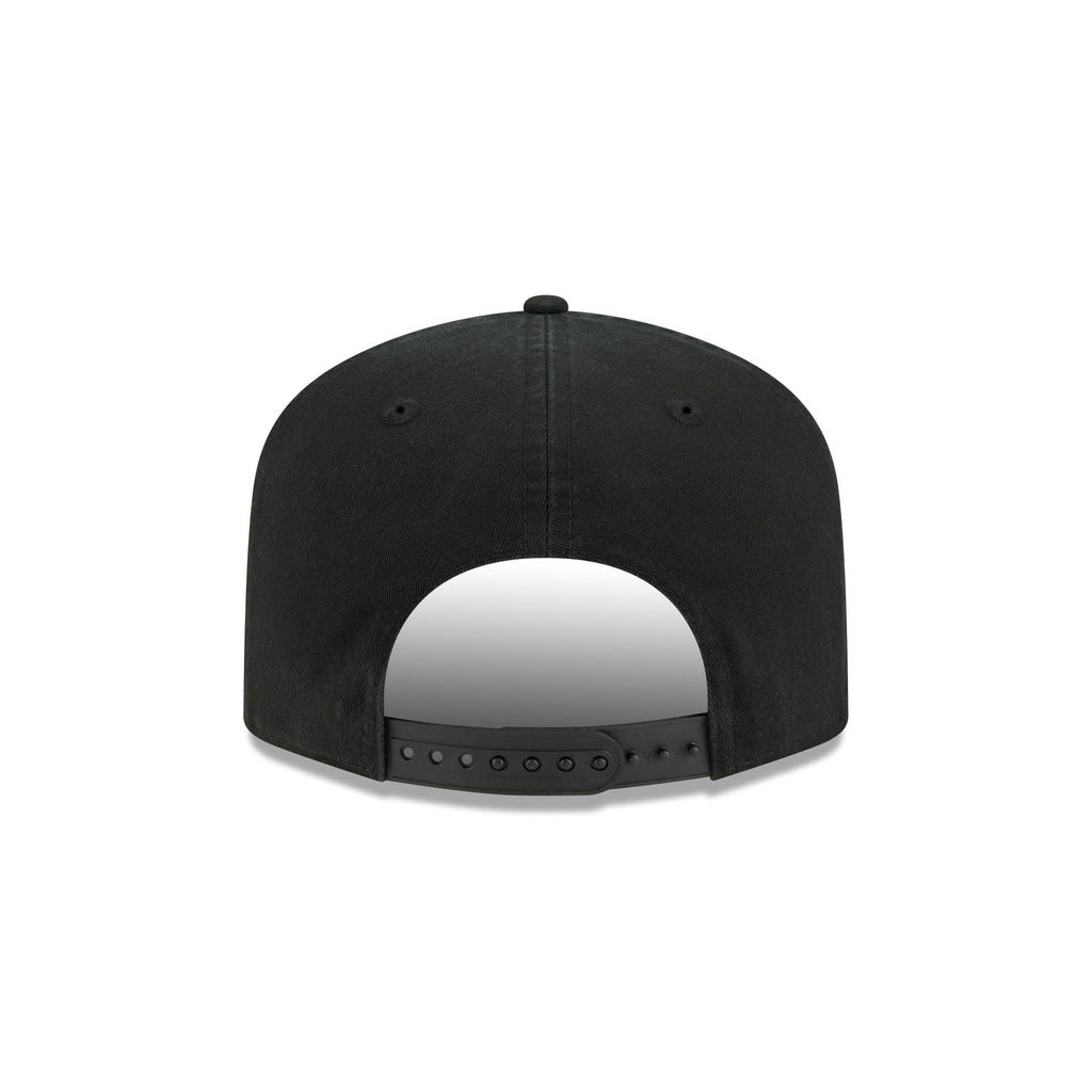 Chicago Bulls All Black Scripted 19TWENTY Adjustable Hat