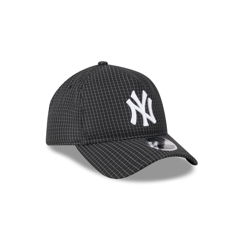 New York Yankees Grid 9FORTY APEX Snapback Hat