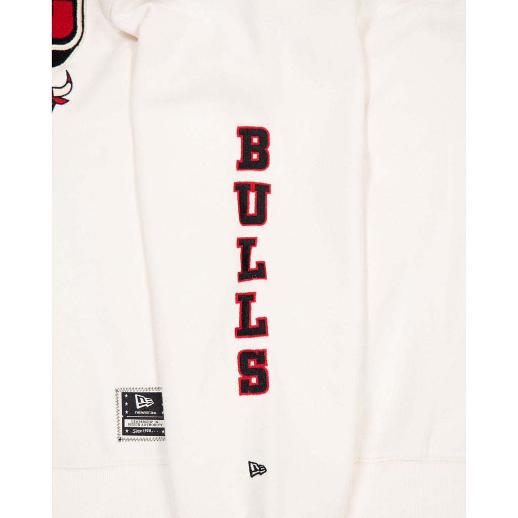 Chicago Bulls Women's Chrome White Varsity Crewneck