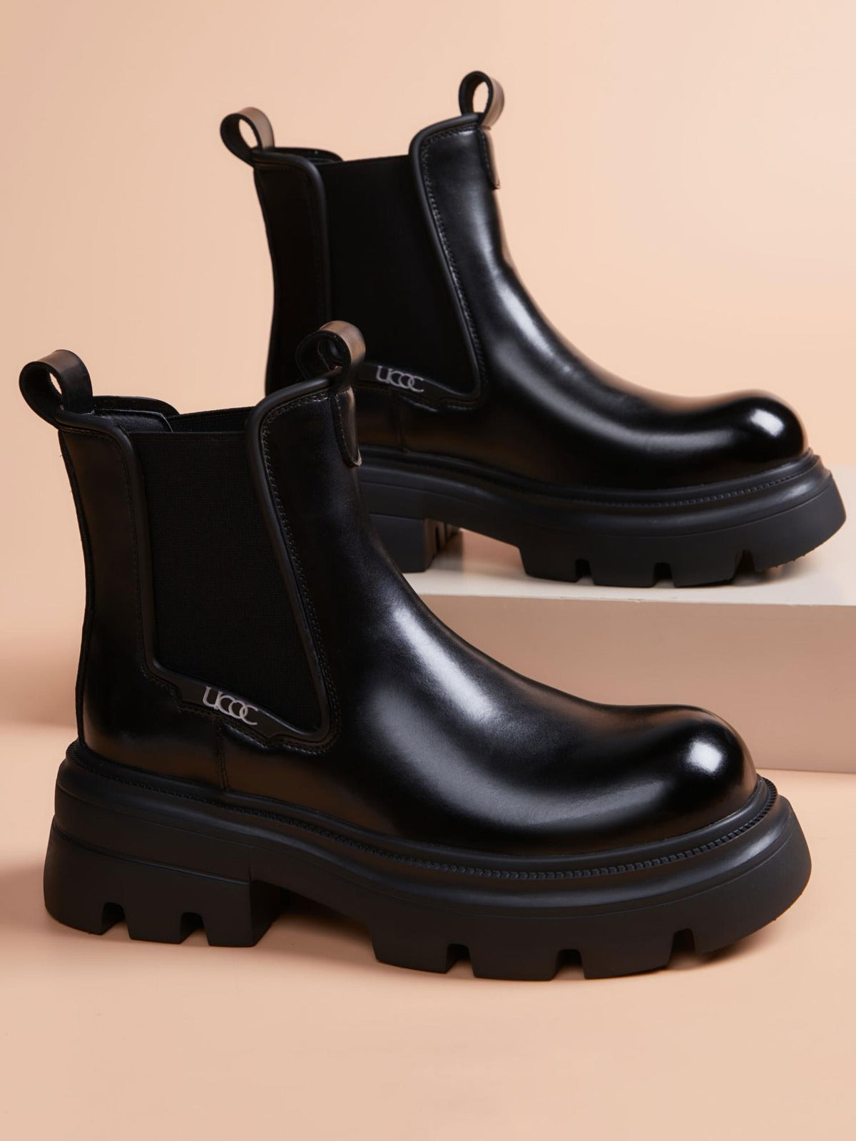 Versatile Handcrafted Genuine Leather Men's Leather Boots for Business Wear