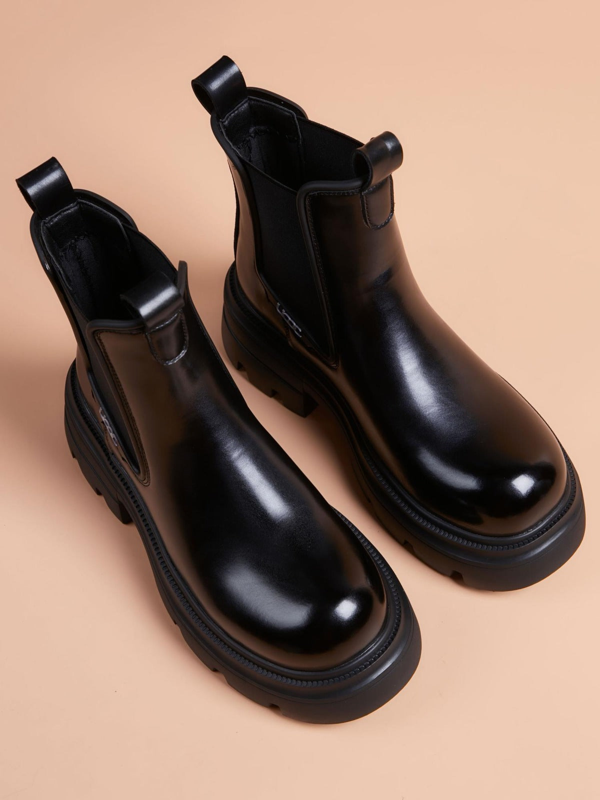 Versatile Handcrafted Genuine Leather Men's Leather Boots for Business Wear