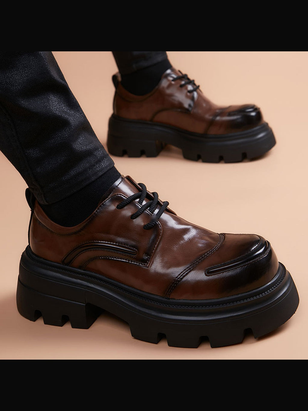 Modern Handcrafted Genuine Leather Men's Derby Shoes with a Refined Profile