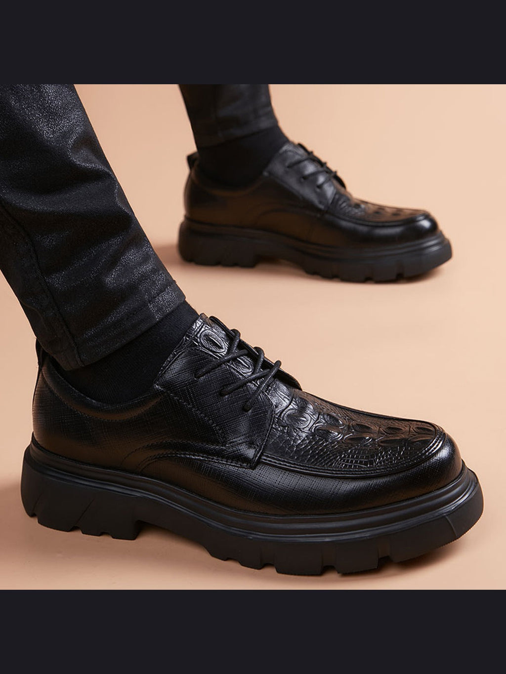Distinctive Handcrafted Genuine Leather Men's Derby Shoes for Modern Formalwear